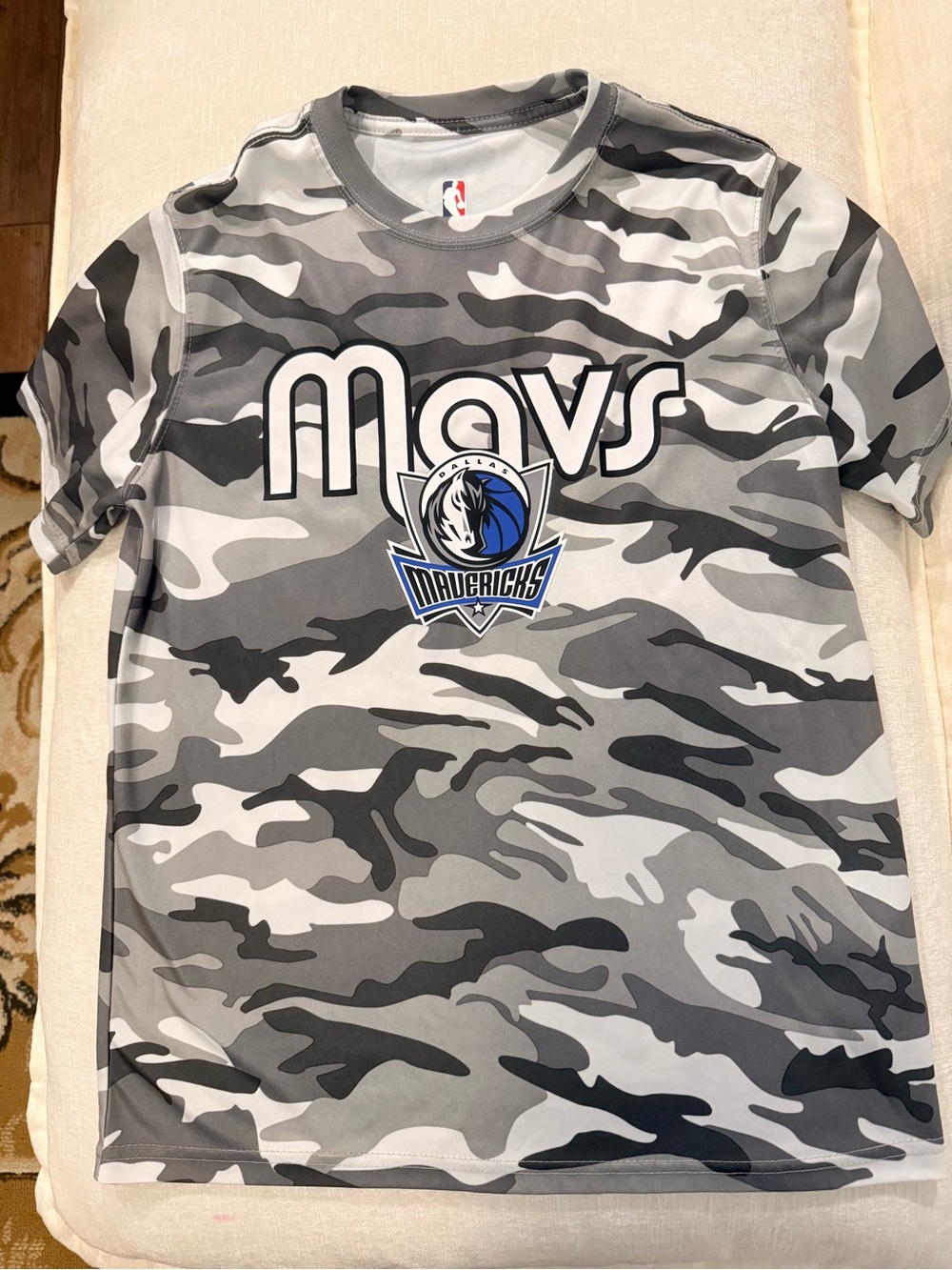 NBA Dallas Mavericks basketball Grey Camo Short Sleeve Tee boys large 14/16